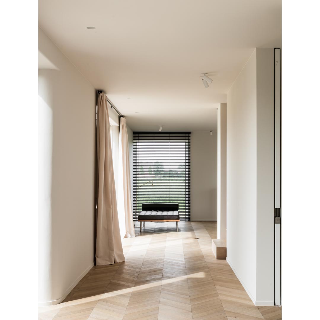 Flanders Farmhouse by Atelier 10.8
