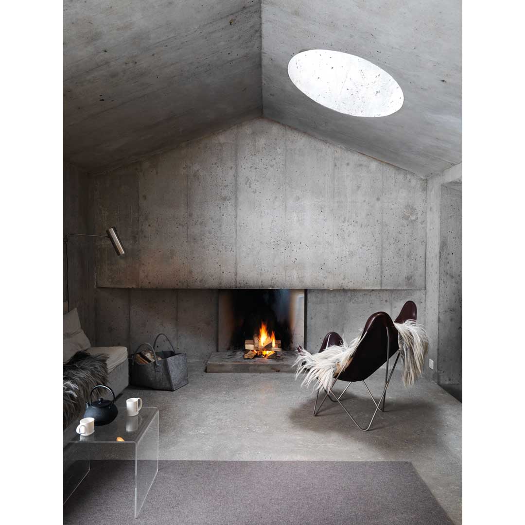 Concrete House by Nickisch Sano Walder Architects