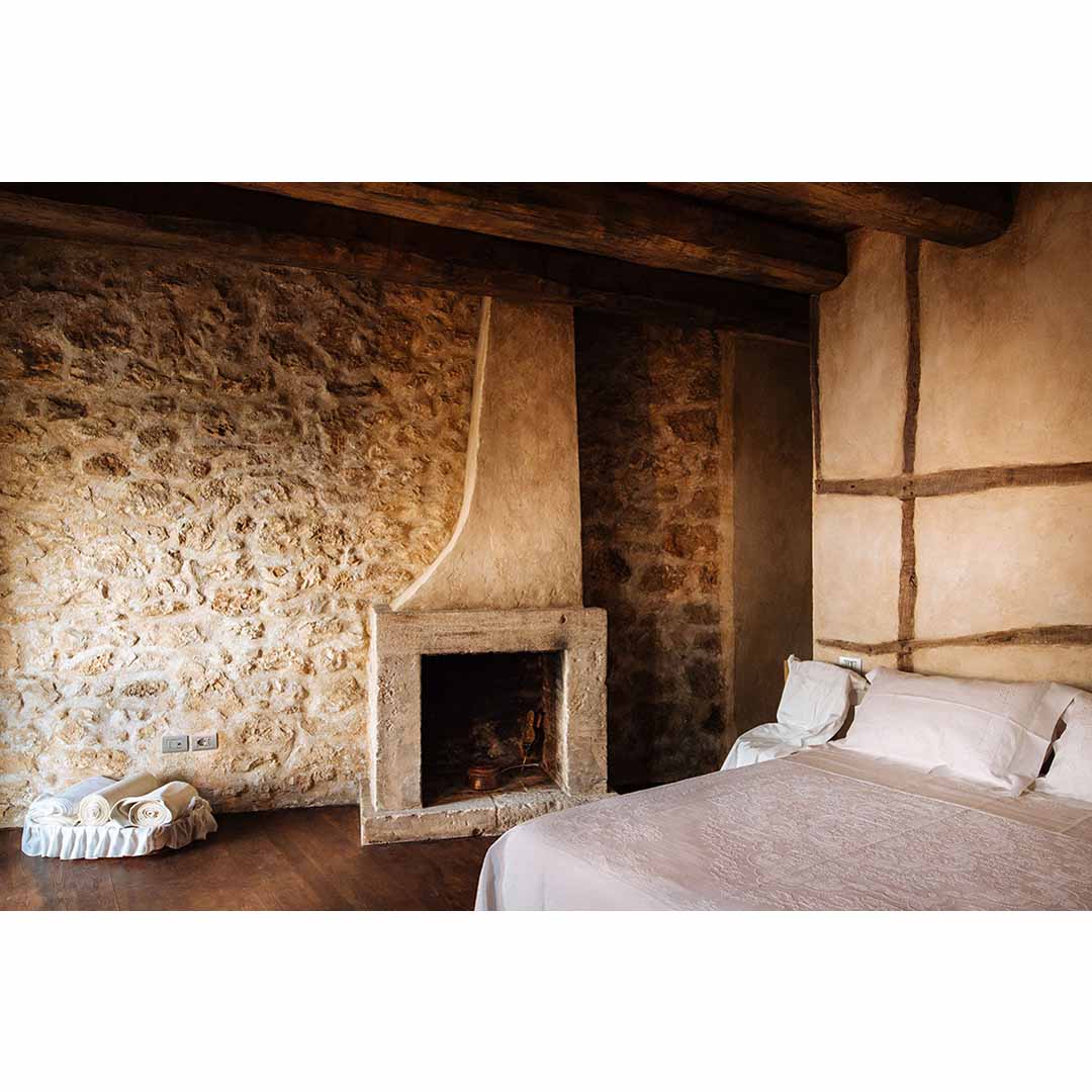 Hotel Charme in Perillis , Italy