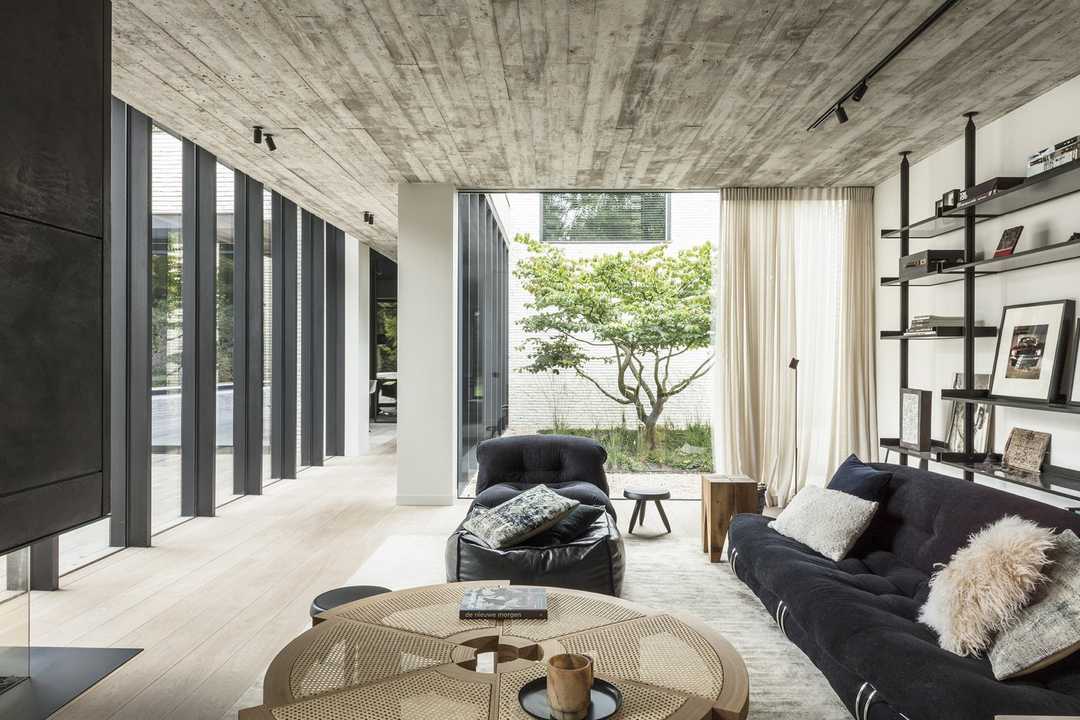 House HH 47 by Juma Architects