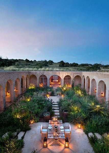 ARIJIJU, a luxury retreat in Kenya, by Nicholas Plewman