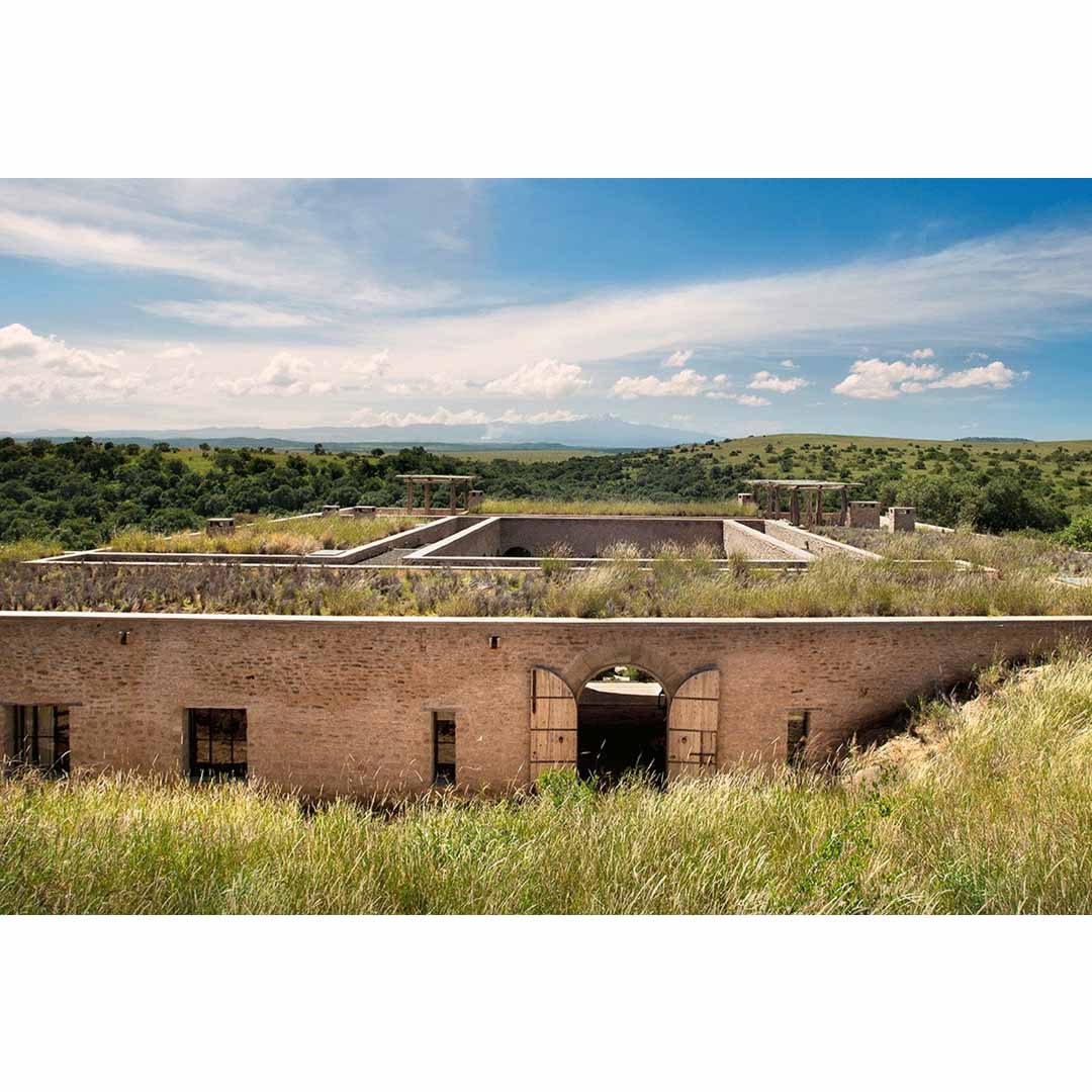 ARIJIJU, a luxury retreat in Kenya, by Nicholas Plewman