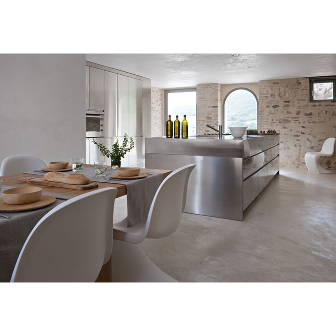 Casa Olivi in Le Marche, Italy
