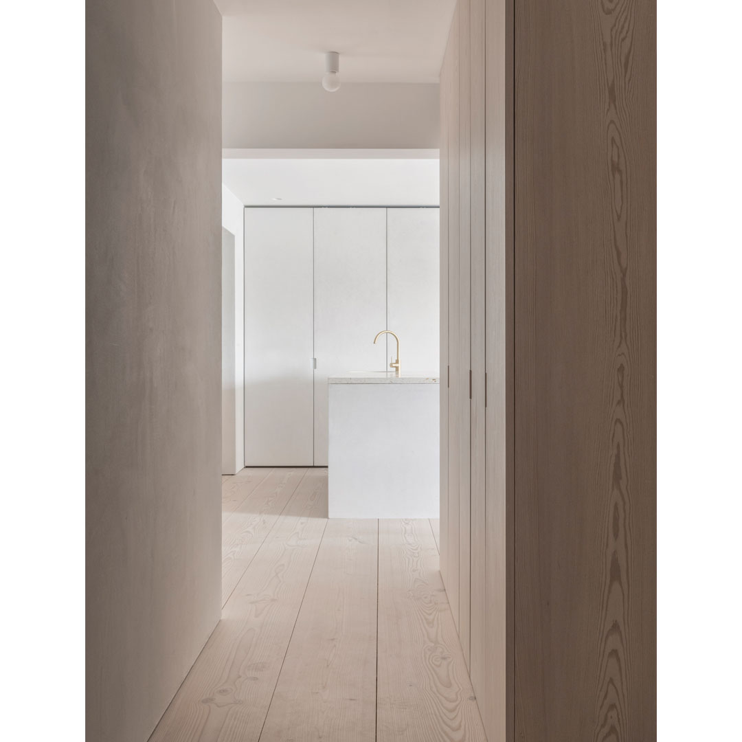 Loreken Apartment by Baeten Hylebos Architecten