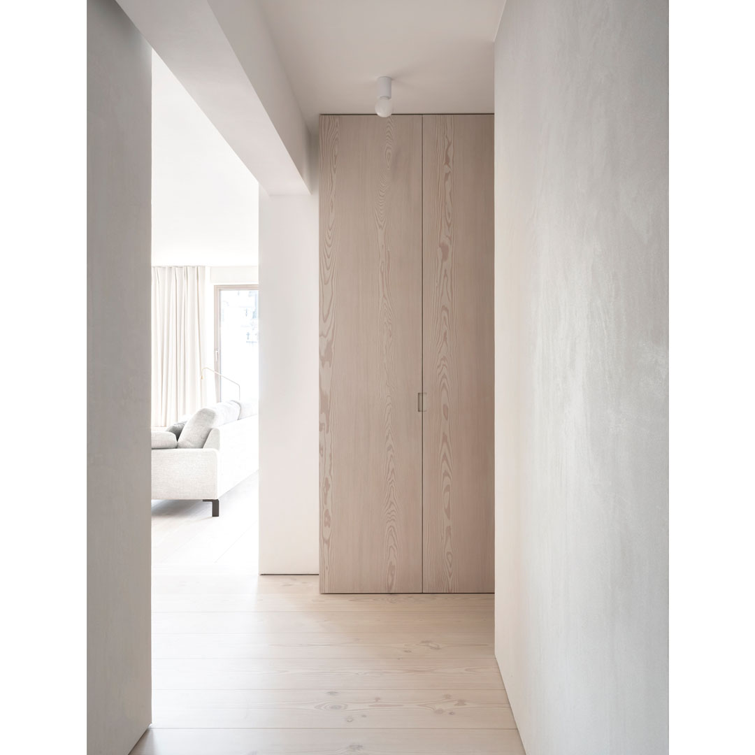 Loreken Apartment by Baeten Hylebos Architecten