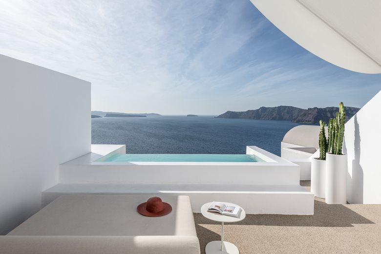 Saint Hotel in Oia, Santorini by Kapsimalis Architects