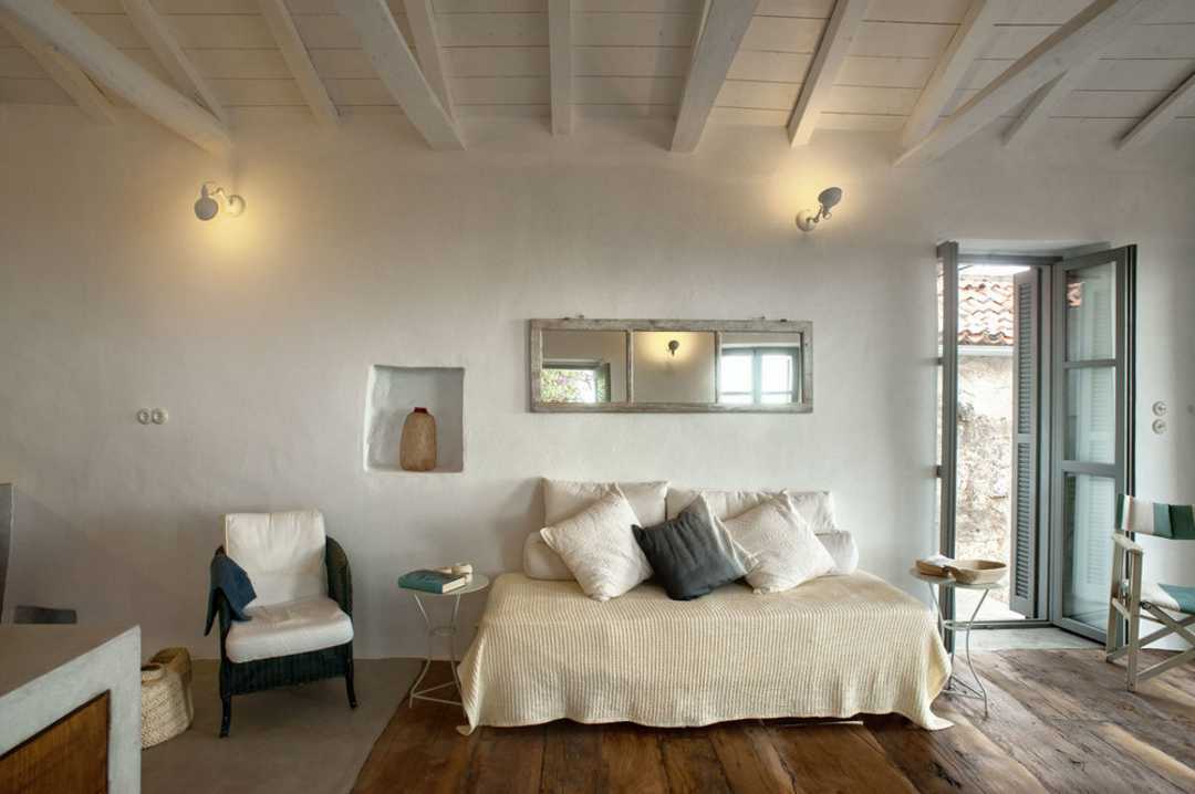 Sun Village House by ETSI Architects