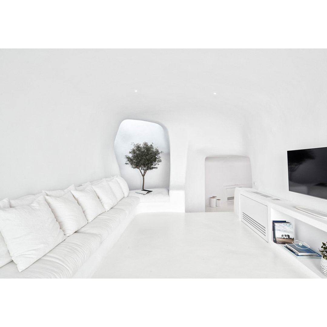 Villa Charissa in Santorini by Elly Alexiou