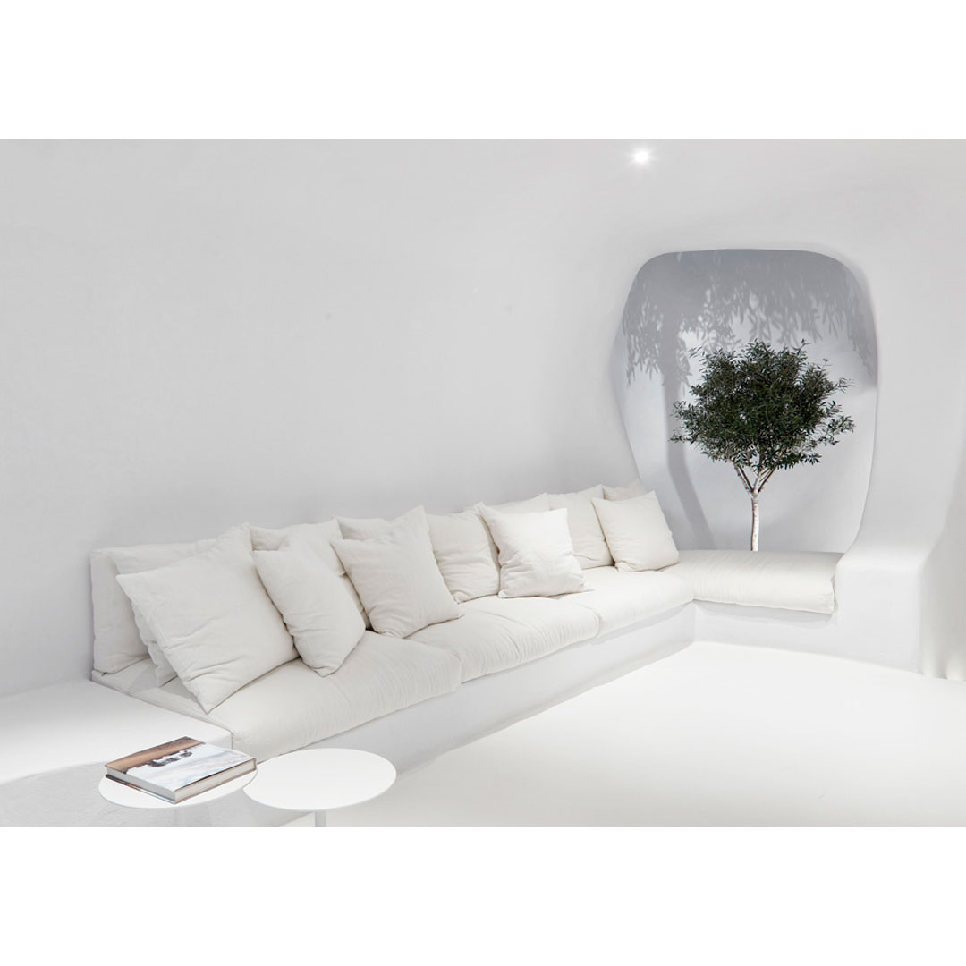 Villa Charissa in Santorini by Elly Alexiou
