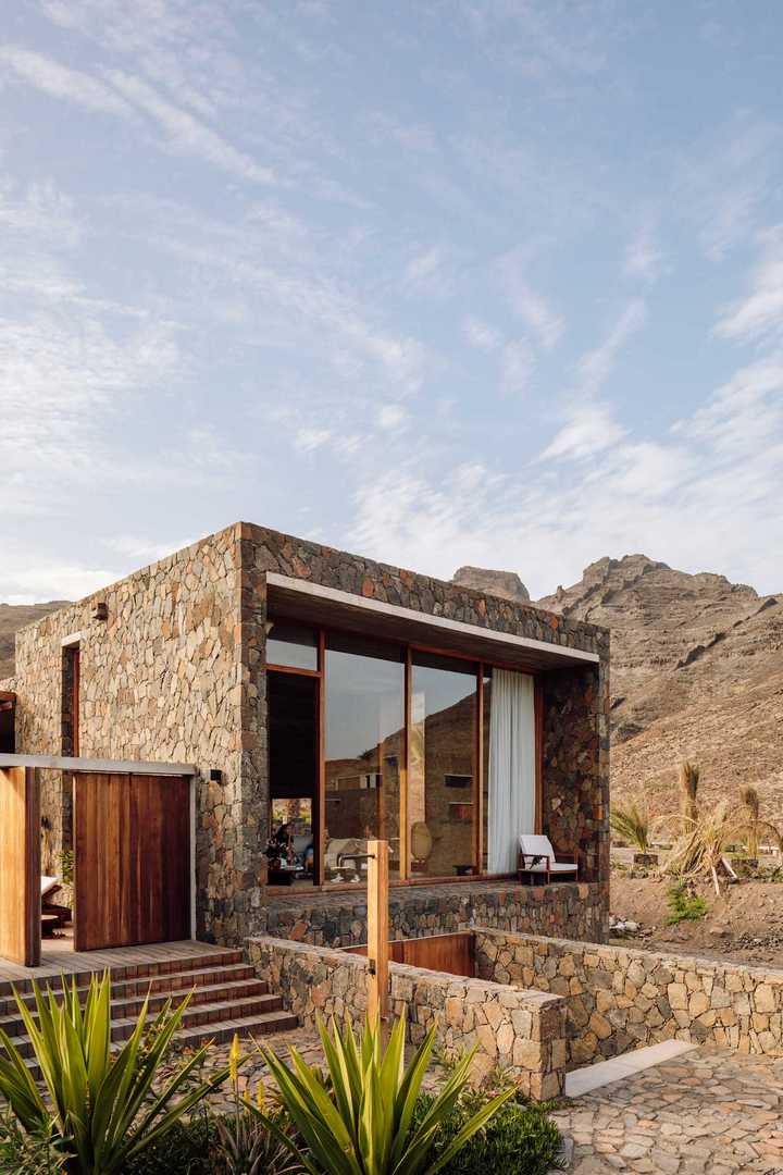 Barefoot Luxury Villas