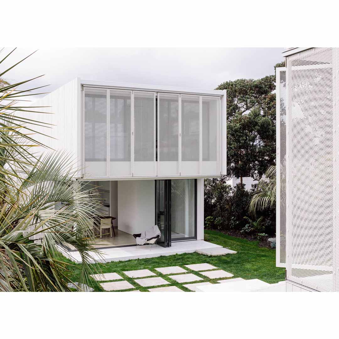 City Beach House by Fearon Hay Architects
