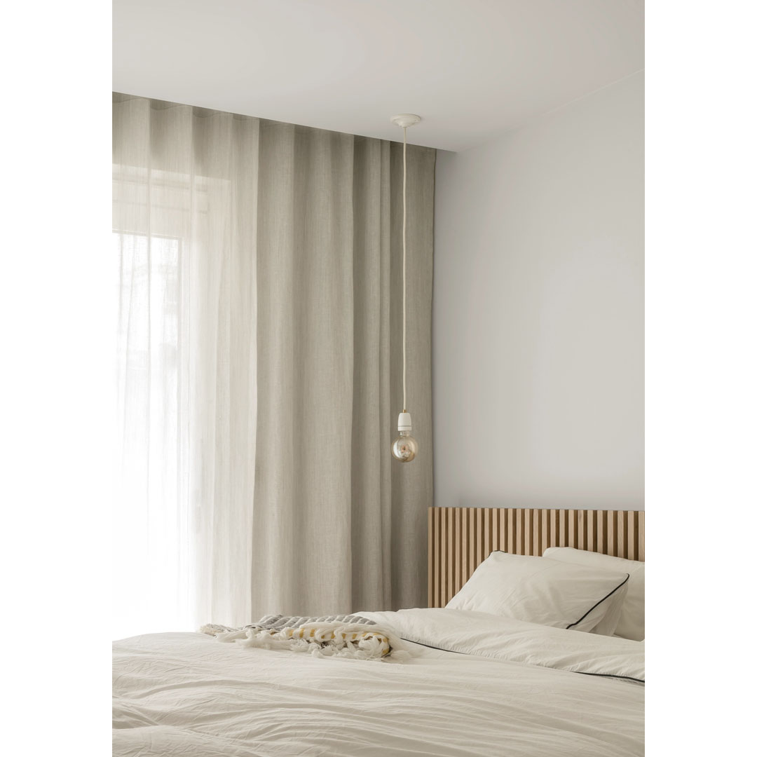 LC Knokke apartment by Nils Van der Celen