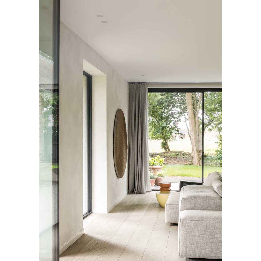 Light Play, a minimal apartment by Marie Lecluyse