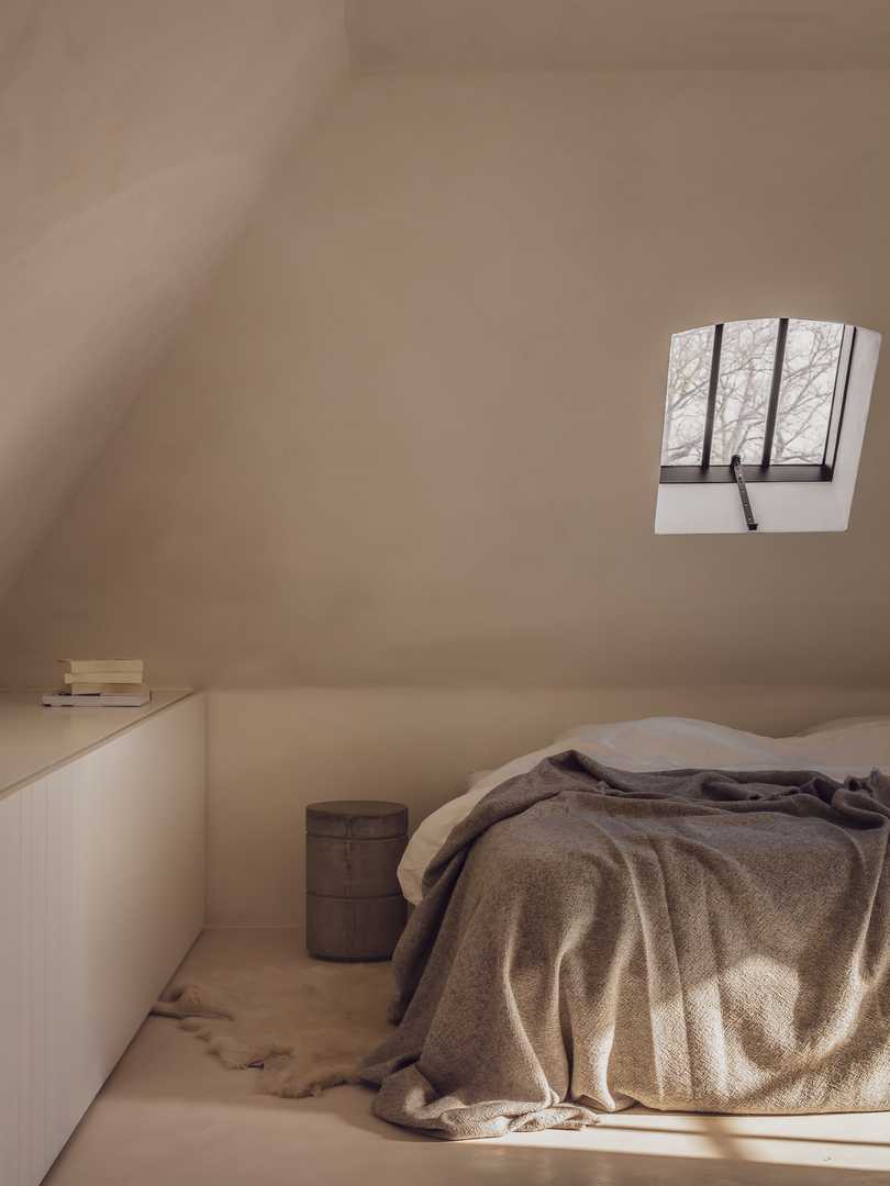 Oostkerke House by Nathalie Deboel