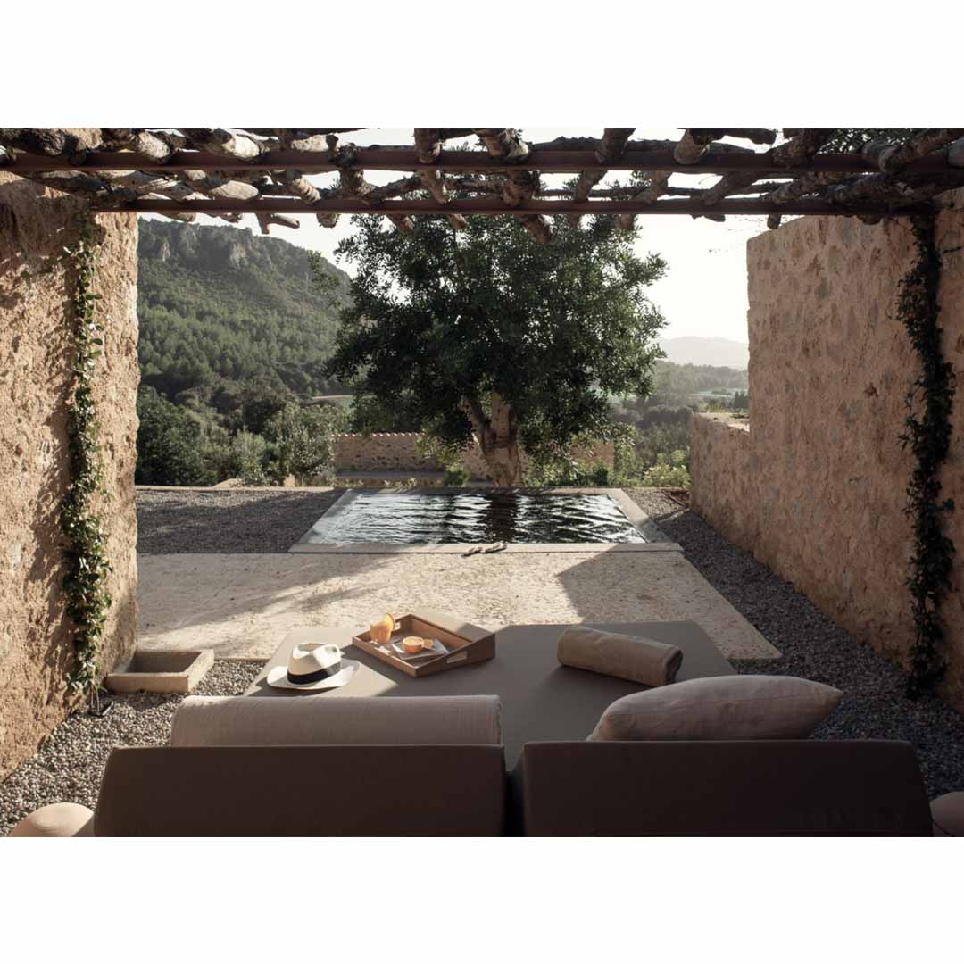 Minimalist Es Raco d'Arta Hotel in Mallorca