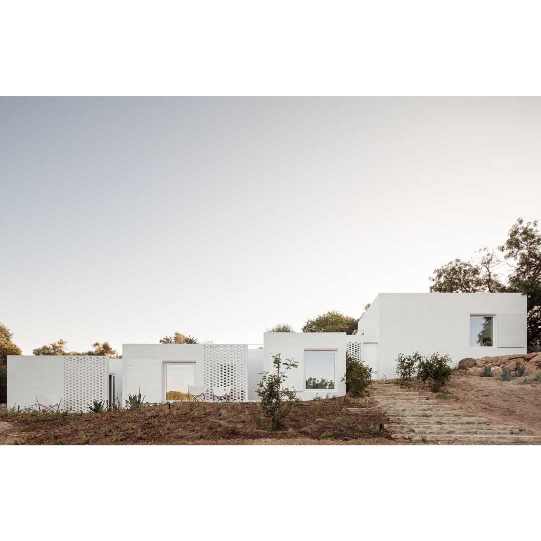 Casa Um by Atelier Rua