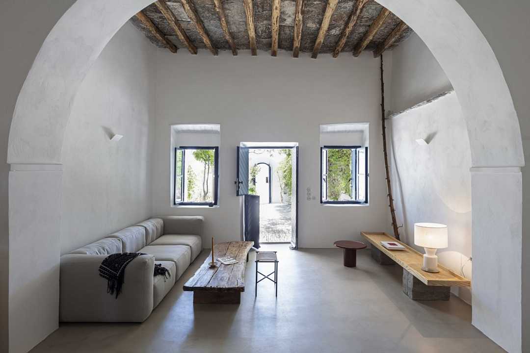 House in Sikinos island by Kapsimalis Architects