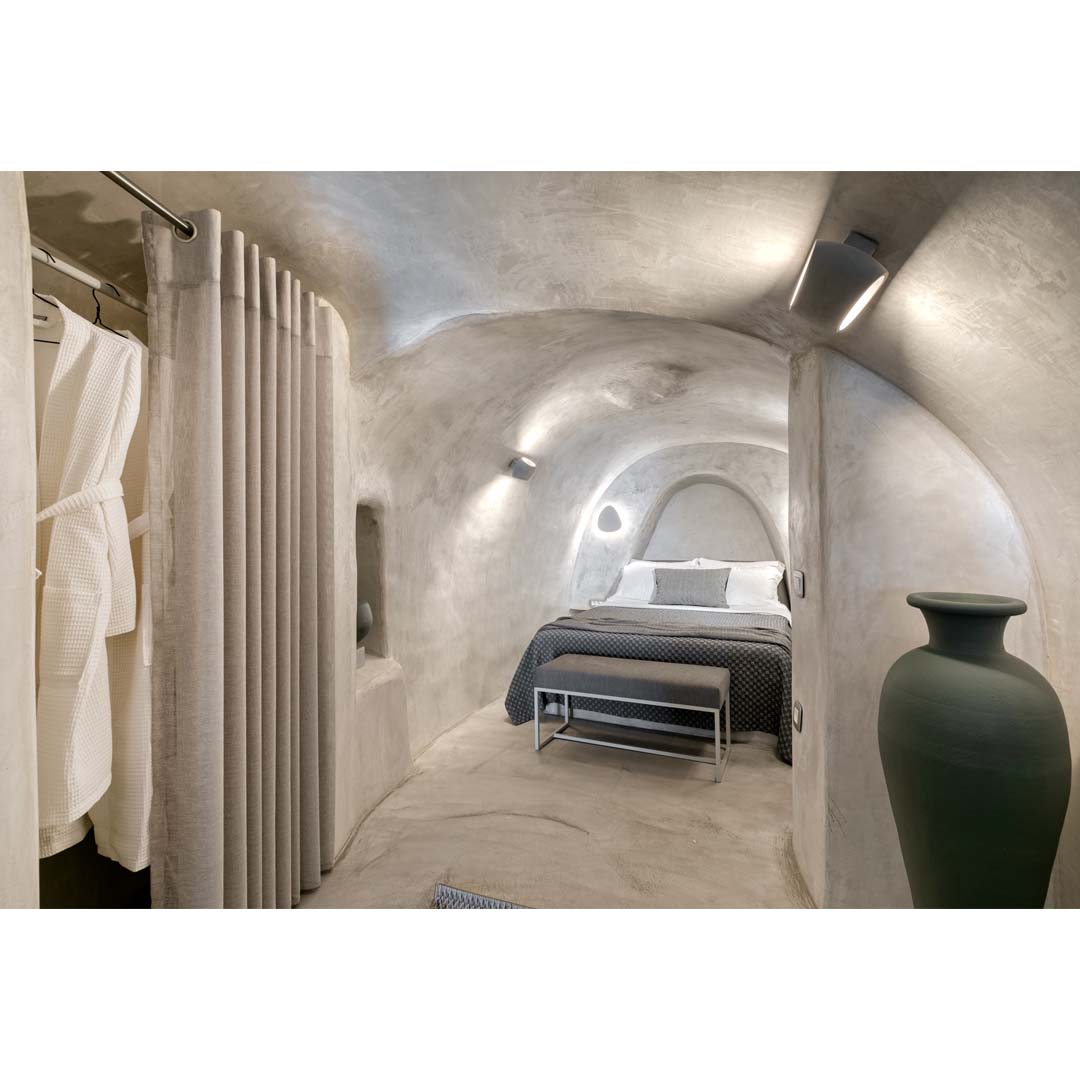 “The Marble Sun” villa in Oia, Santorini by Lime Deco