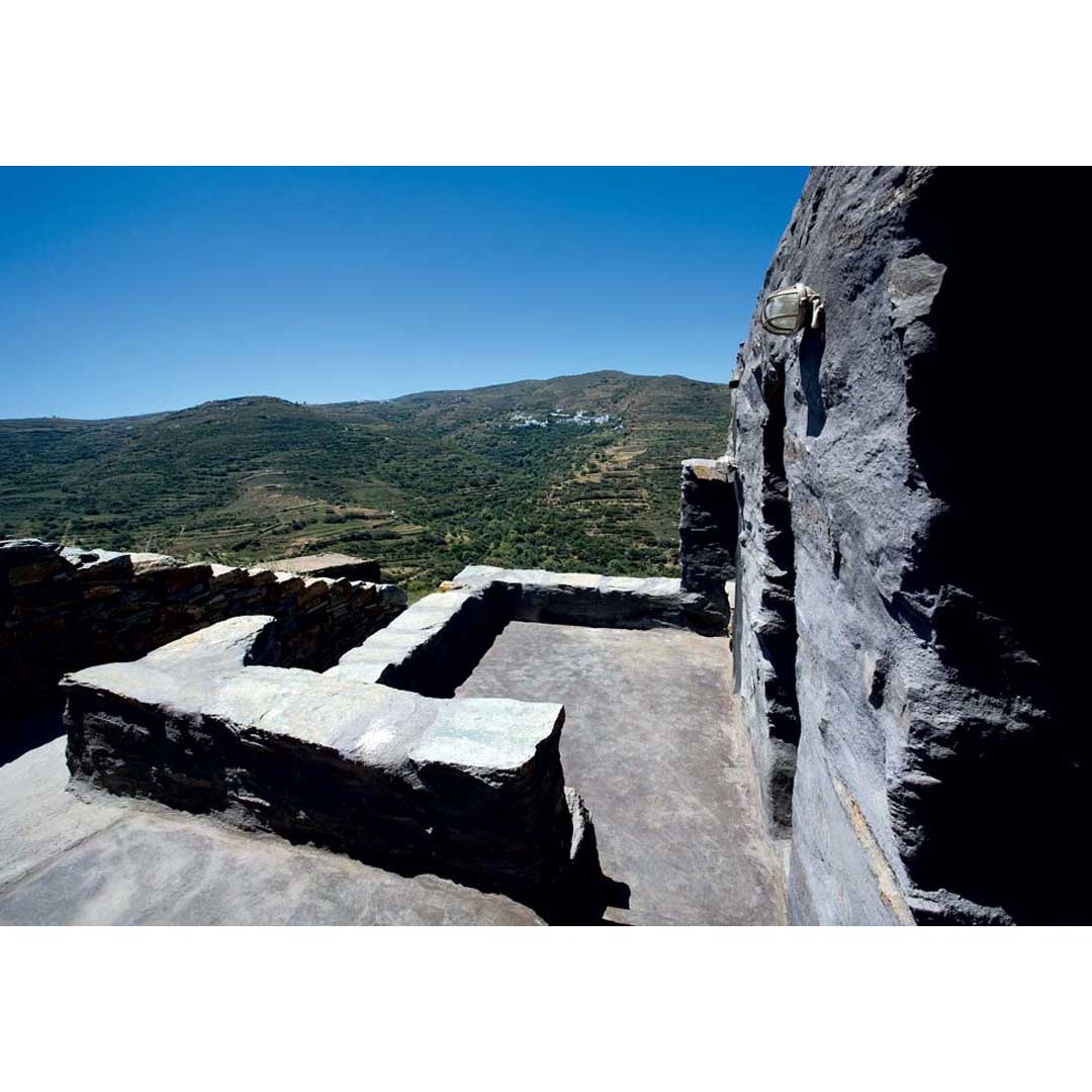 Vacation House in Tinos Island by Ioannis Exarchou