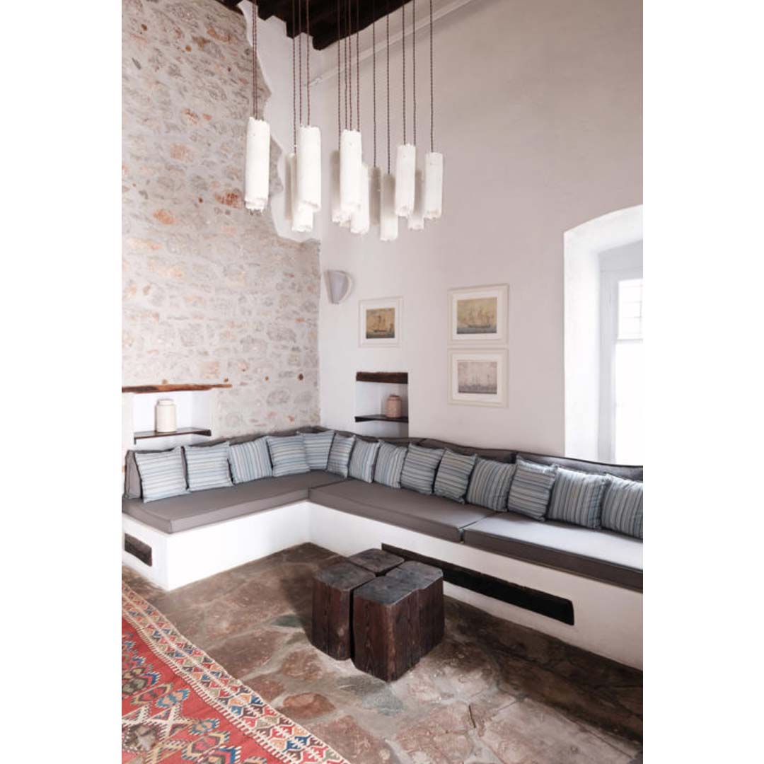 ‘Keresbino’ guest house in Hydra island by Katerina Ralli