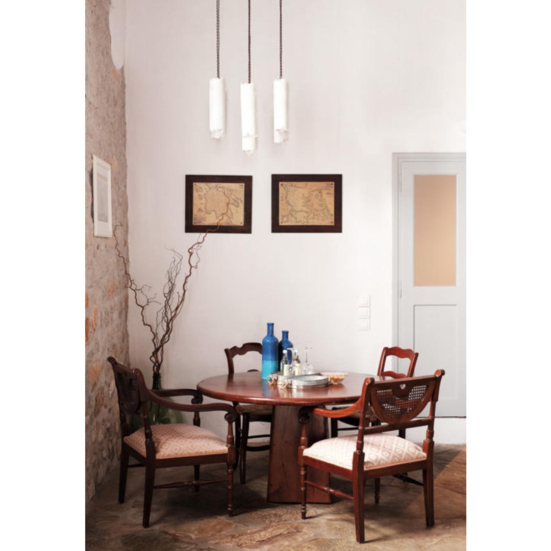 ‘Keresbino’ guest house in Hydra island by Katerina Ralli