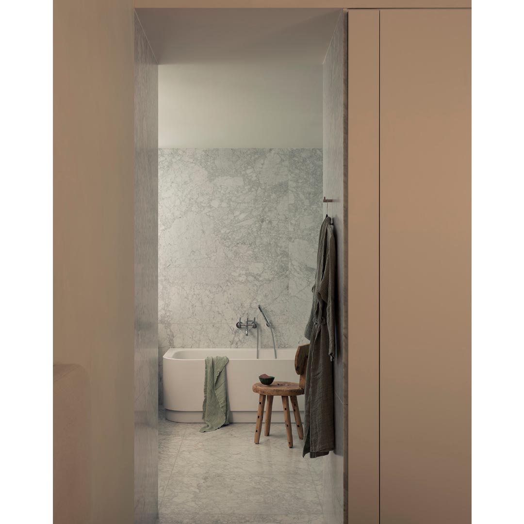 Elizabeth Bay Apartment by Handelsmann + Khaw