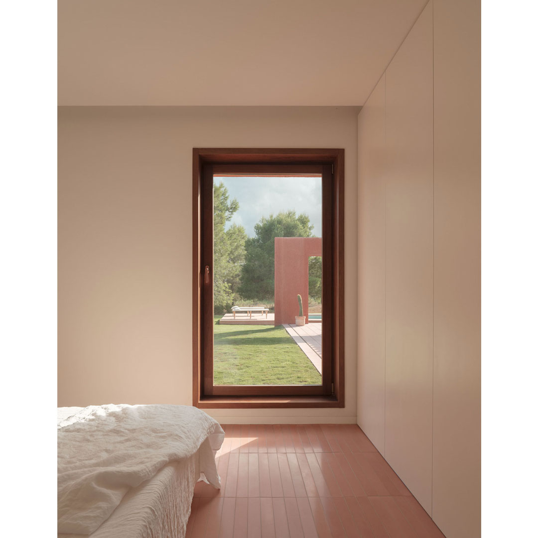 Lover’s House in Mallorca by ISLA Architects