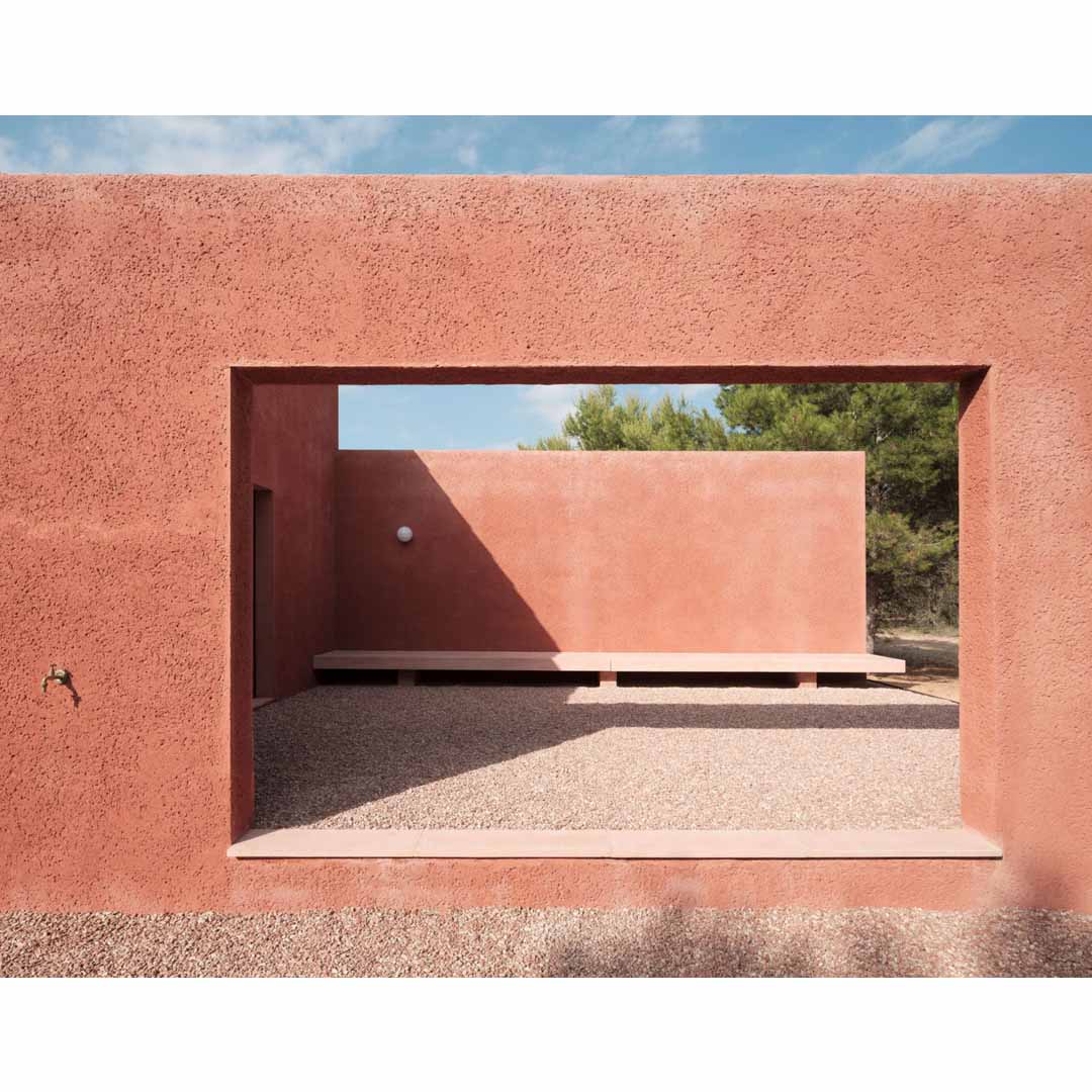 Lover’s House in Mallorca by ISLA Architects