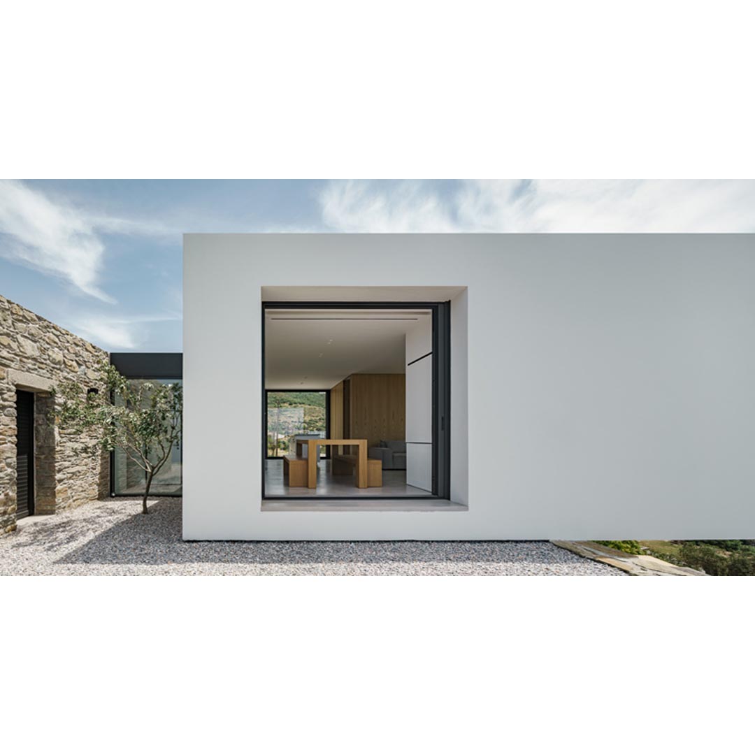 Marmari House by Gkotsis Serafimidou Architects