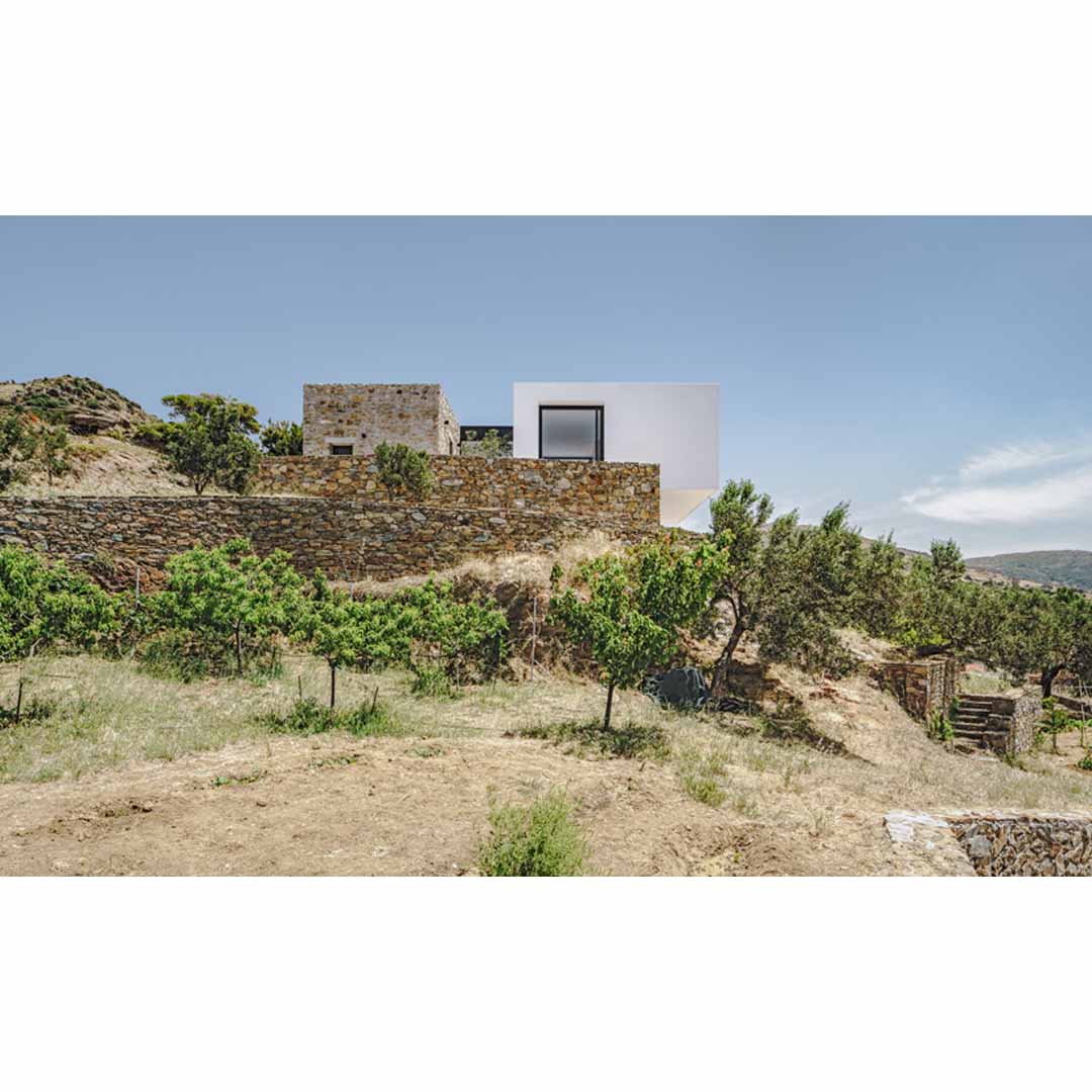 Marmari House by Gkotsis Serafimidou Architects