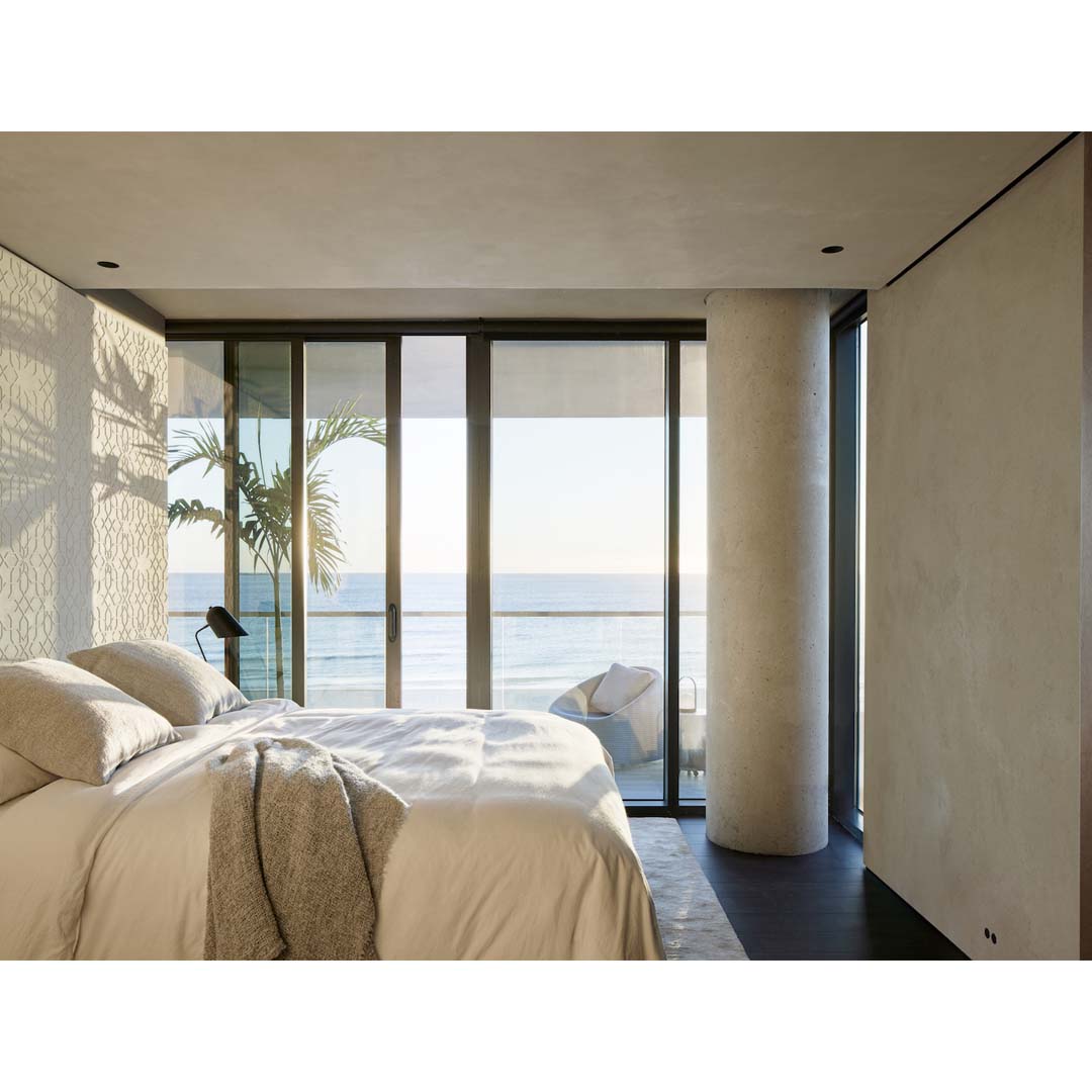 Ocean Drive Apartment by mwworks design studio