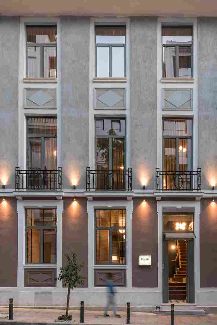 The Dilan Suites & Apartments in the centre of the historical Athens