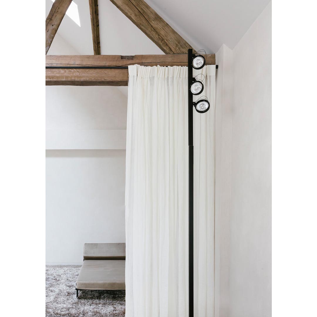 Guesthouse VH-S by Loes Loodts