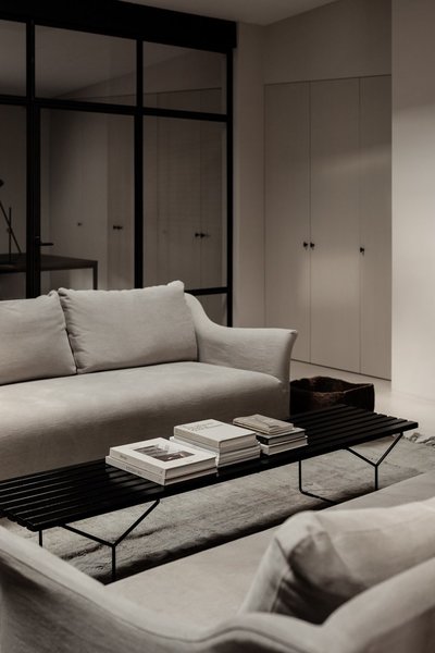 Minimal Modern by Annabell Kutucu