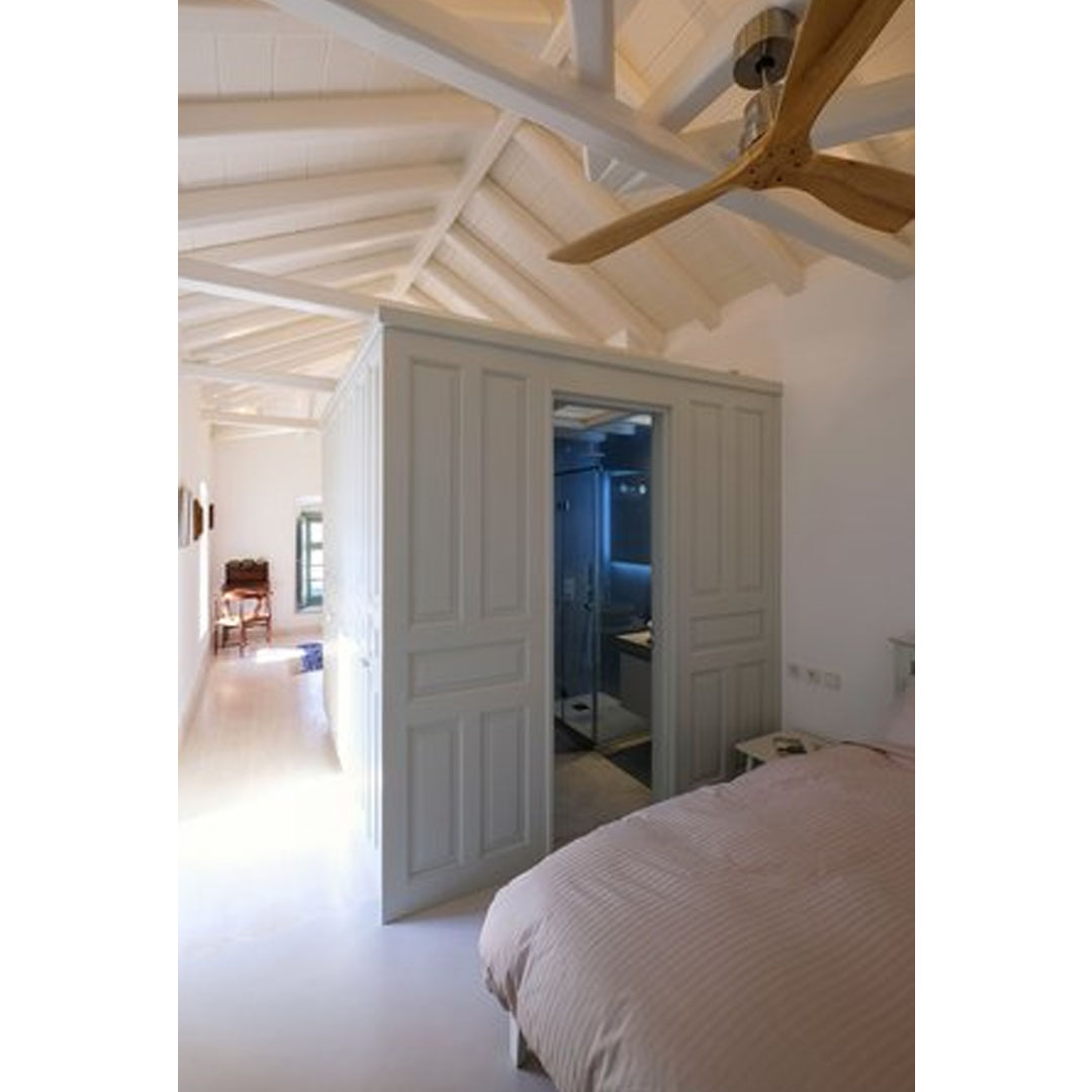 House in Kamini, Hydra by LAB Athens