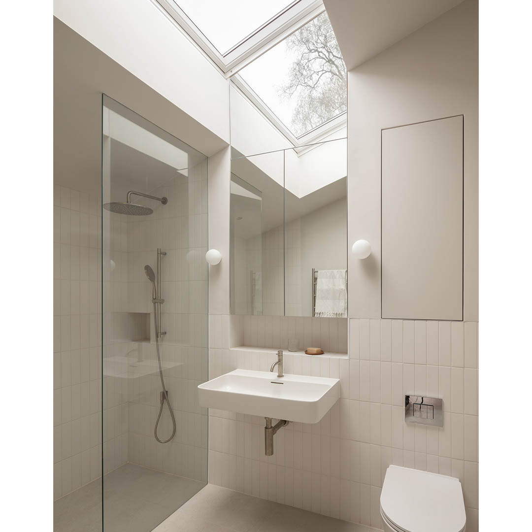 Butterfly House by Oliver Leech Architects