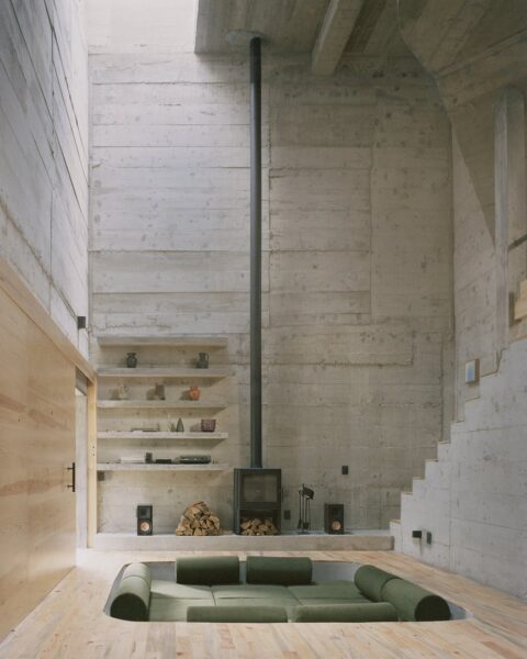 Casa Alférez by Ludwig Godefroy Architecture