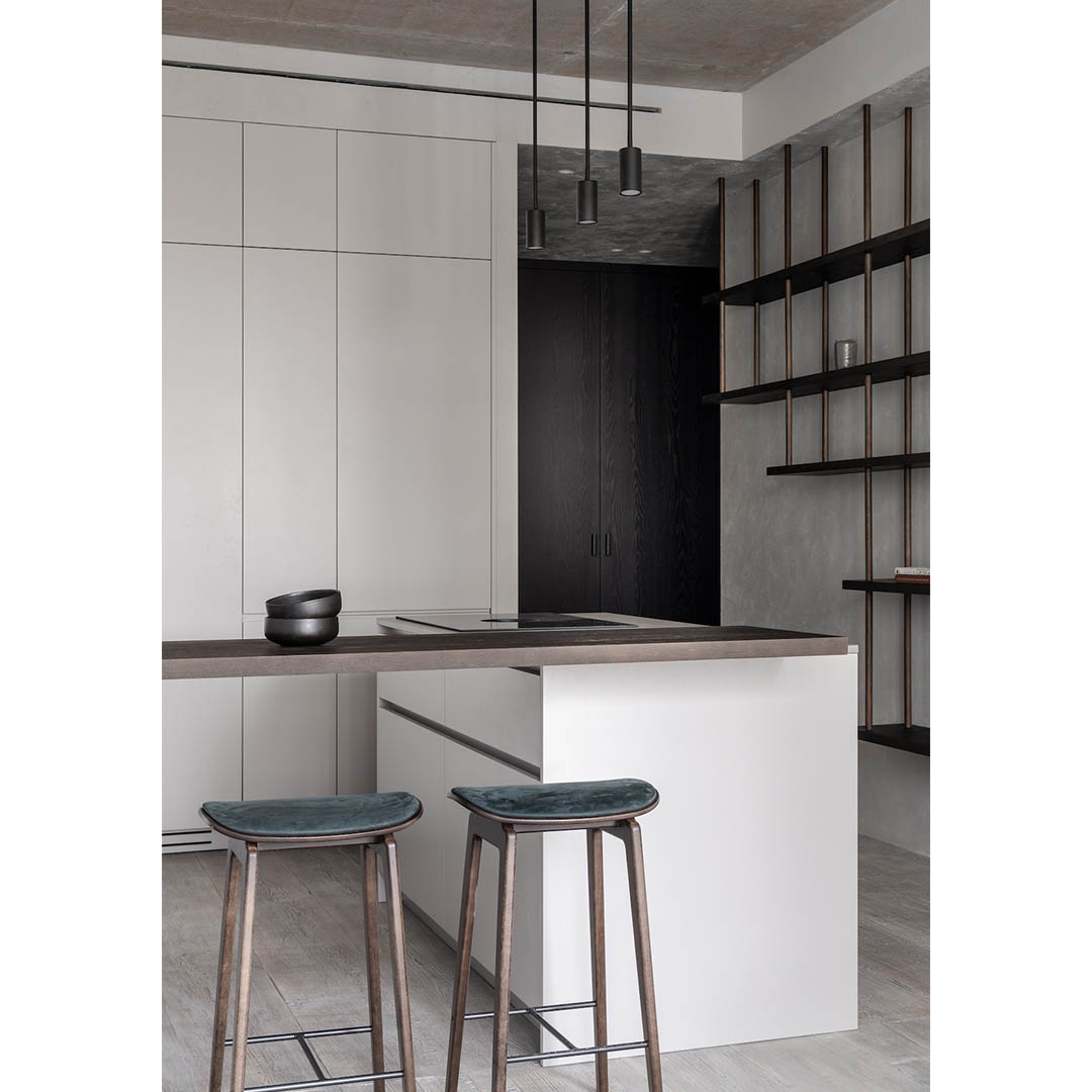 Gallerist's Apartment by Rina Lovko Design Studio