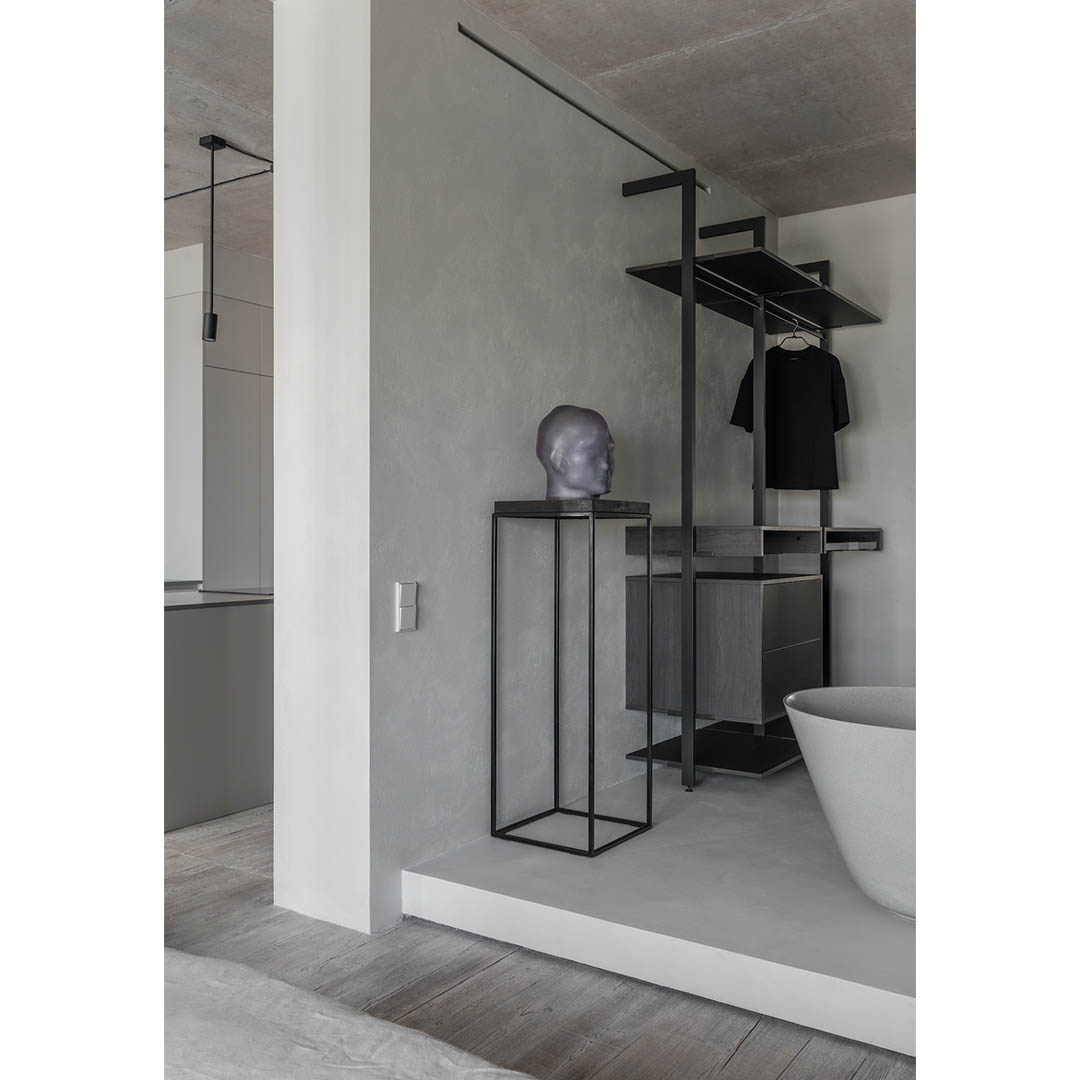 Gallerist's Apartment by Rina Lovko Design Studio