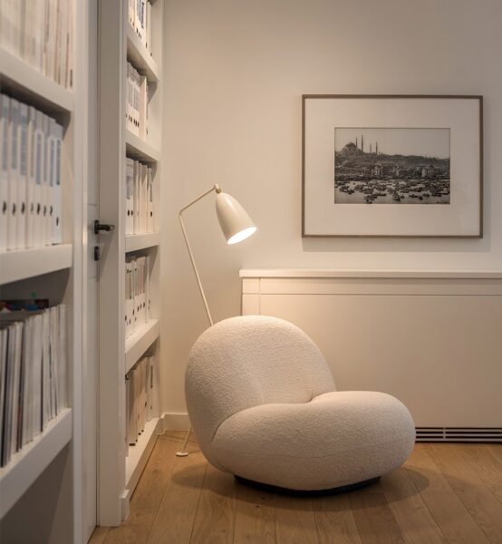 Company Offices in the center of Athens by Interior Design Laboratorium