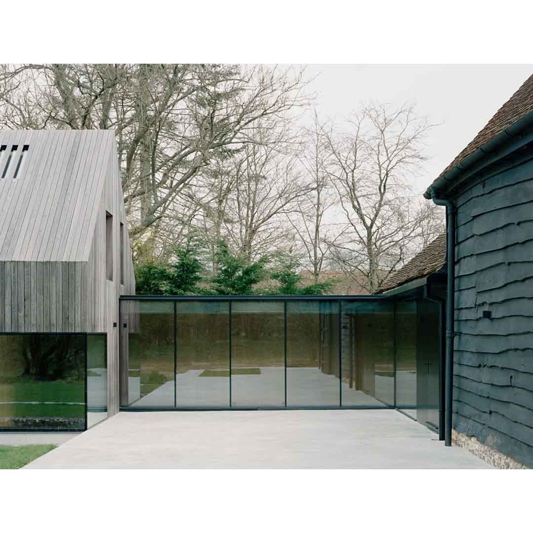 Hunts Green Barn by McLaren.Excell Architects
