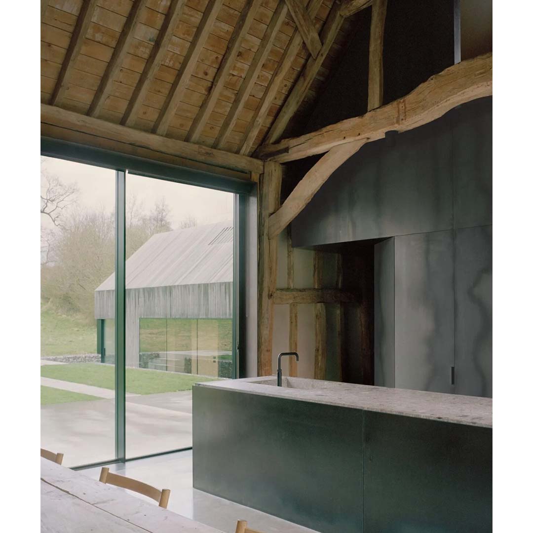 Hunts Green Barn by McLaren.Excell Architects