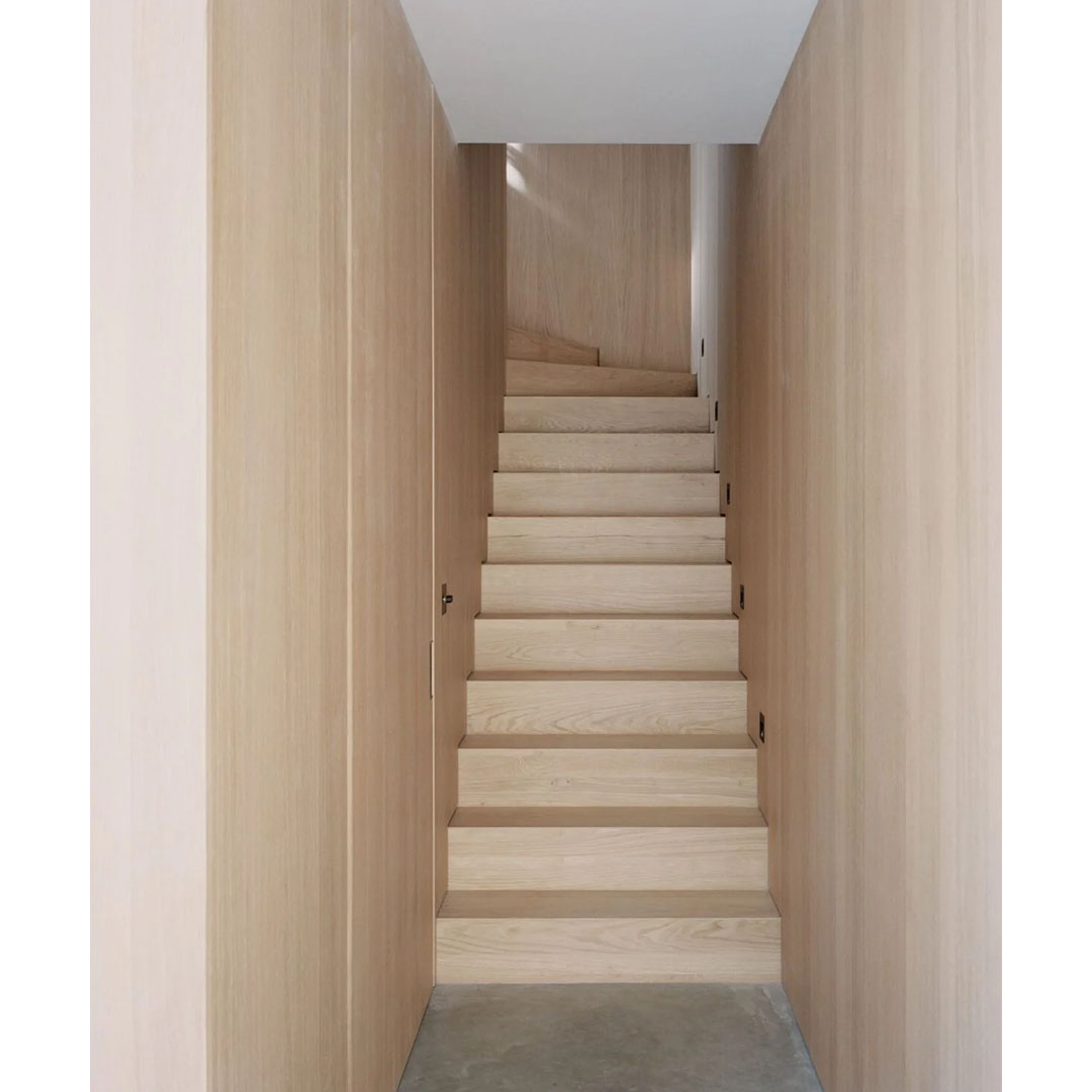 Hunts Green Barn by McLaren.Excell Architects