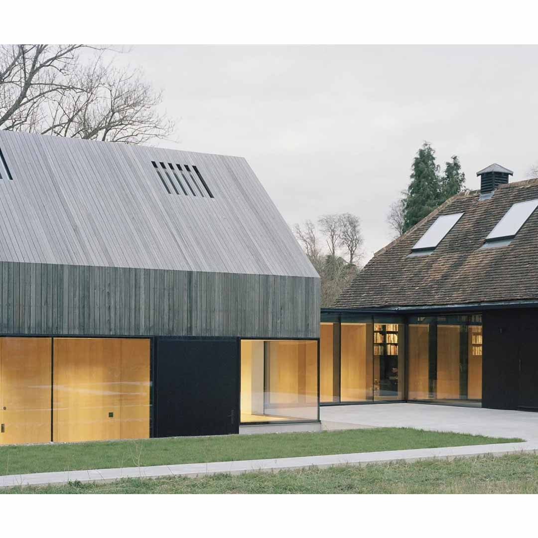 Hunts Green Barn by McLaren.Excell Architects