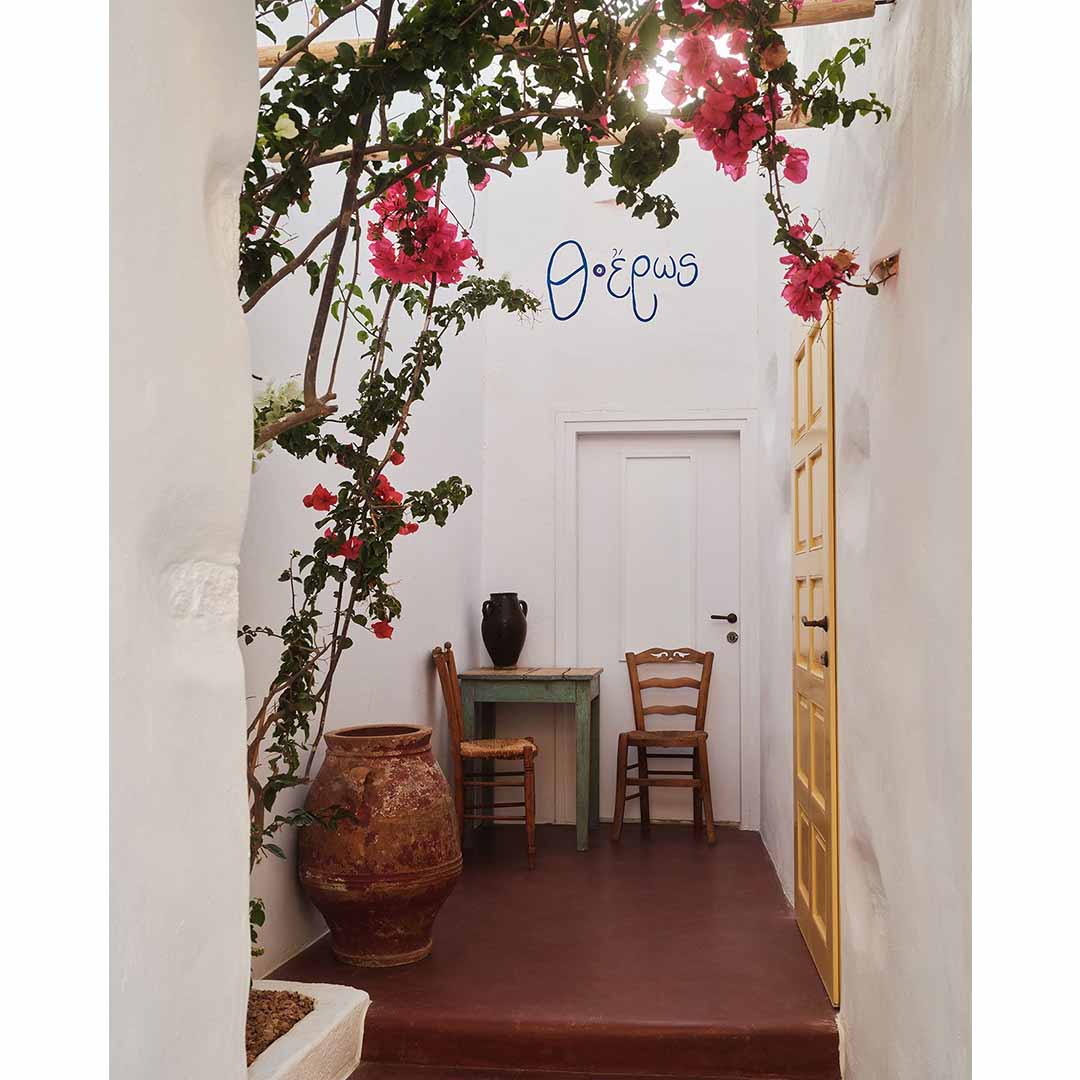 Bardot bar-restaurant in Antiparos by Manhattan Projects