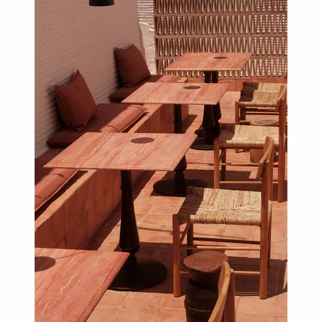 Bardot bar-restaurant in Antiparos by Manhattan Projects