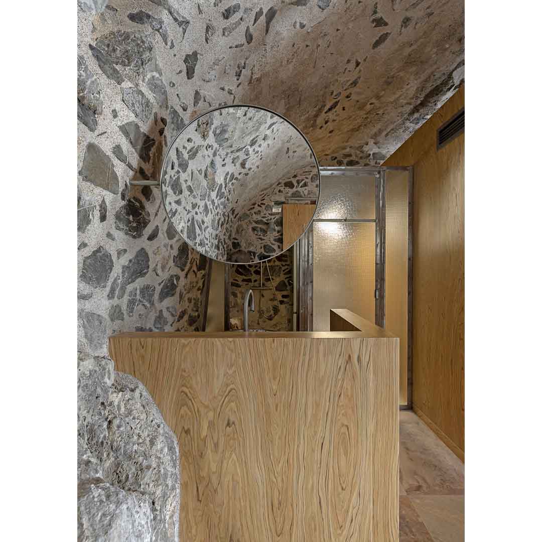 Teloneio in Kardamyli by Etsi Architects