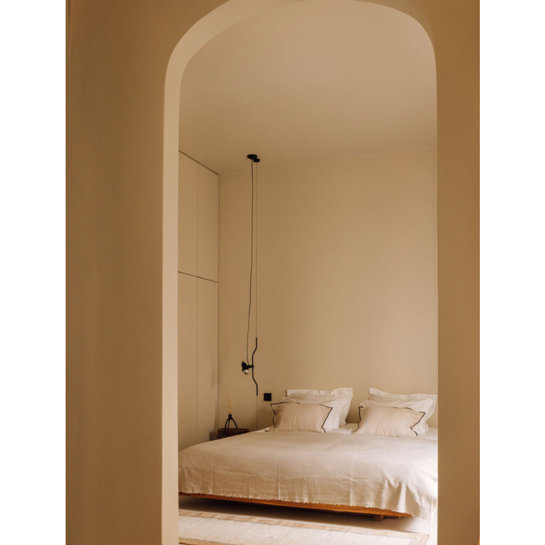 Vault Apartment by Studio Gameiro