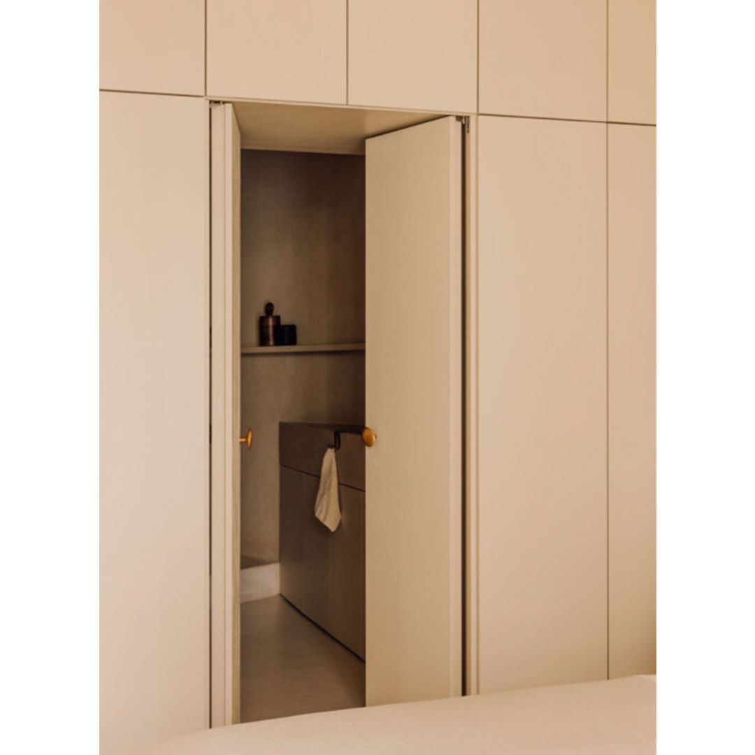 Vault Apartment by Studio Gameiro